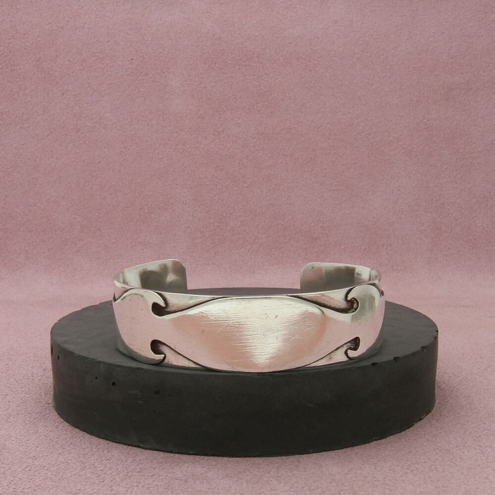 sterling silver vintage tribal overlay id cuff bracelet size 6.25in